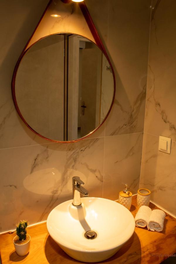 Tabak Home Sea Side Apartment Ханя Екстериор снимка